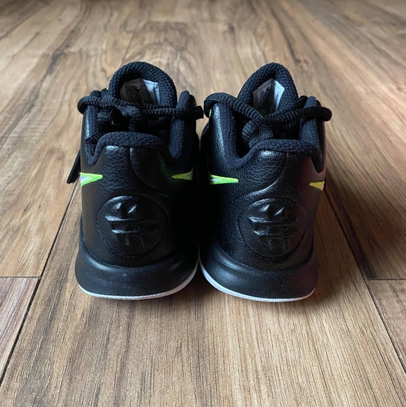 ⚡💚NWT Nike Kyrie Flytrap III (PS) Volt💚⚡ - Picture 7 of 12